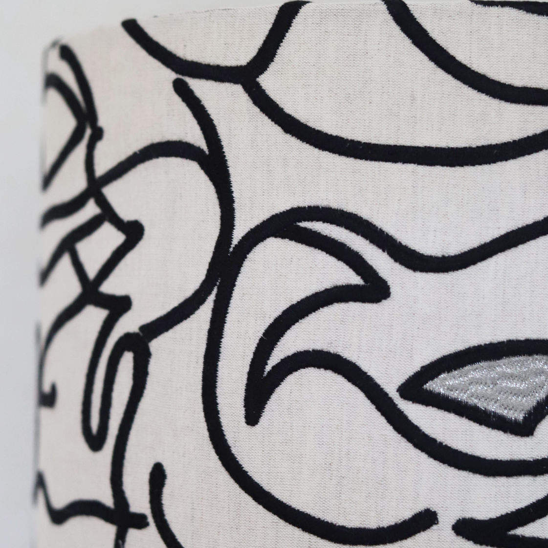 LEXIE beige black embroidery