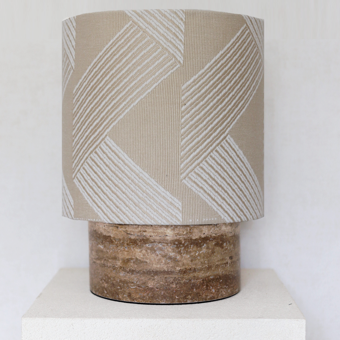 LEXIE white beige geo