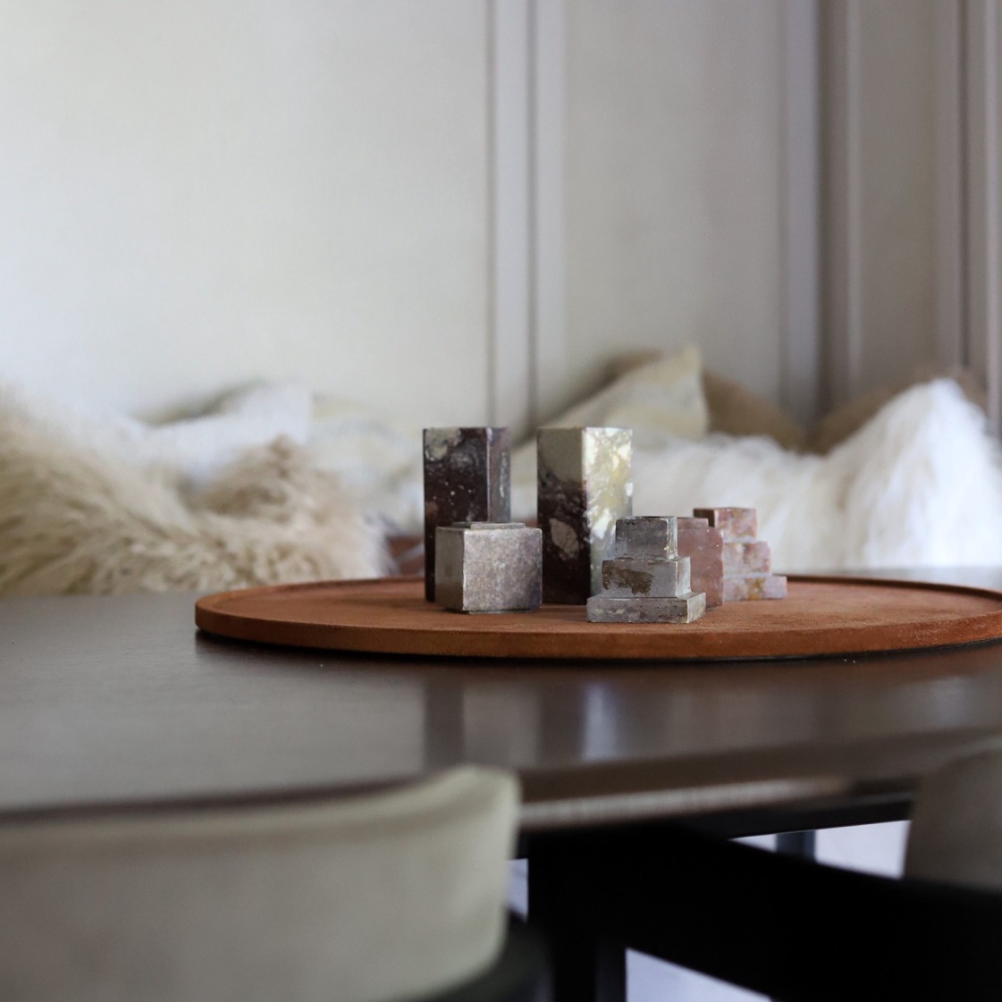 candle holder set red marble