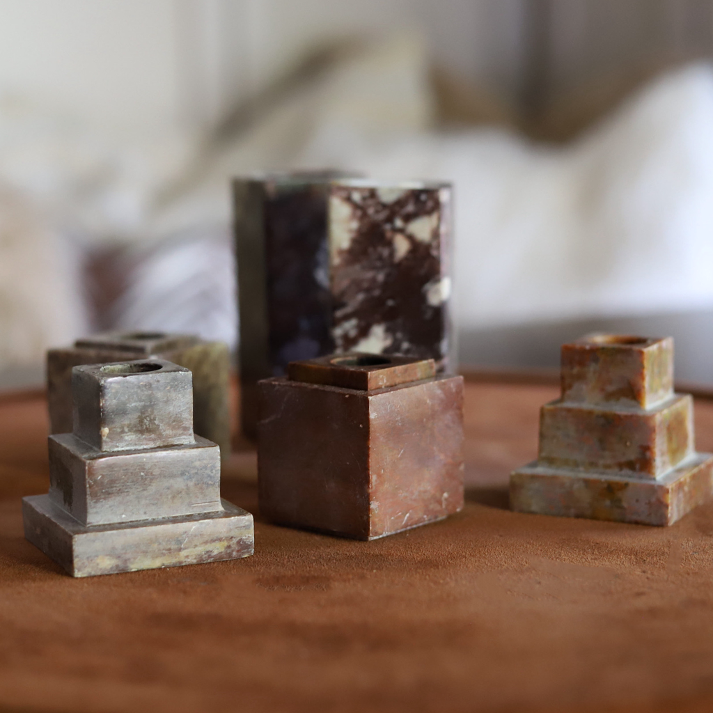 candle holder set red marble