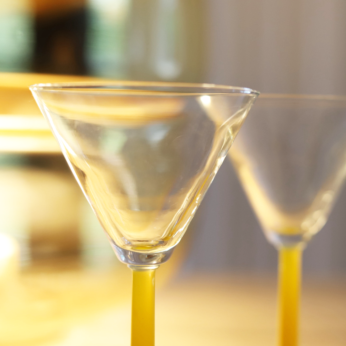 yellow cocktail glasses set