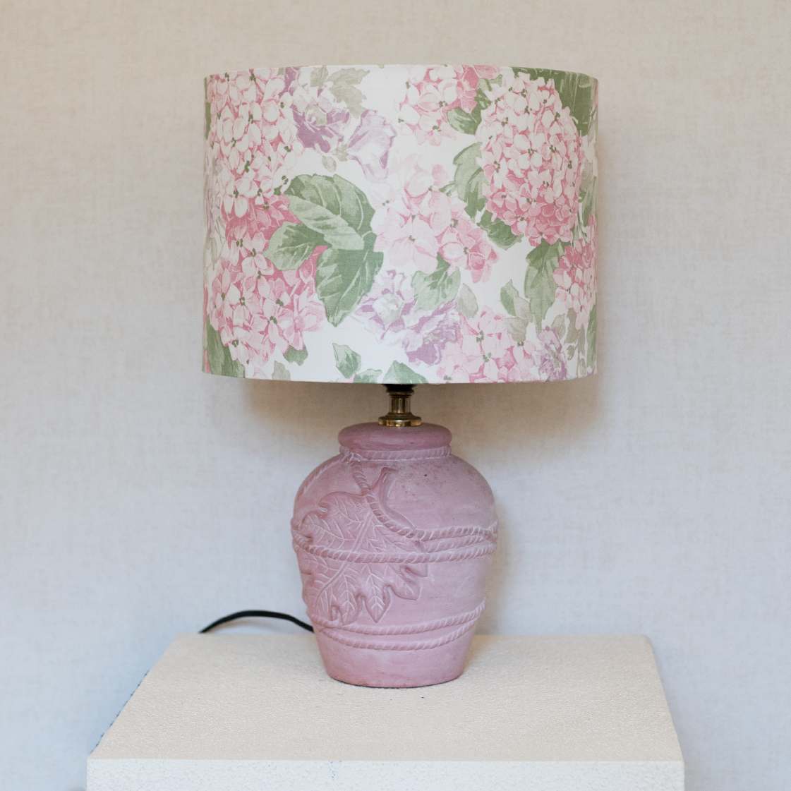pink hydrangea lamp